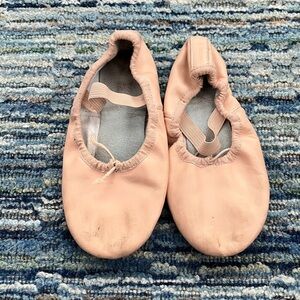 Stelle pink Ballet Shoes, size 1